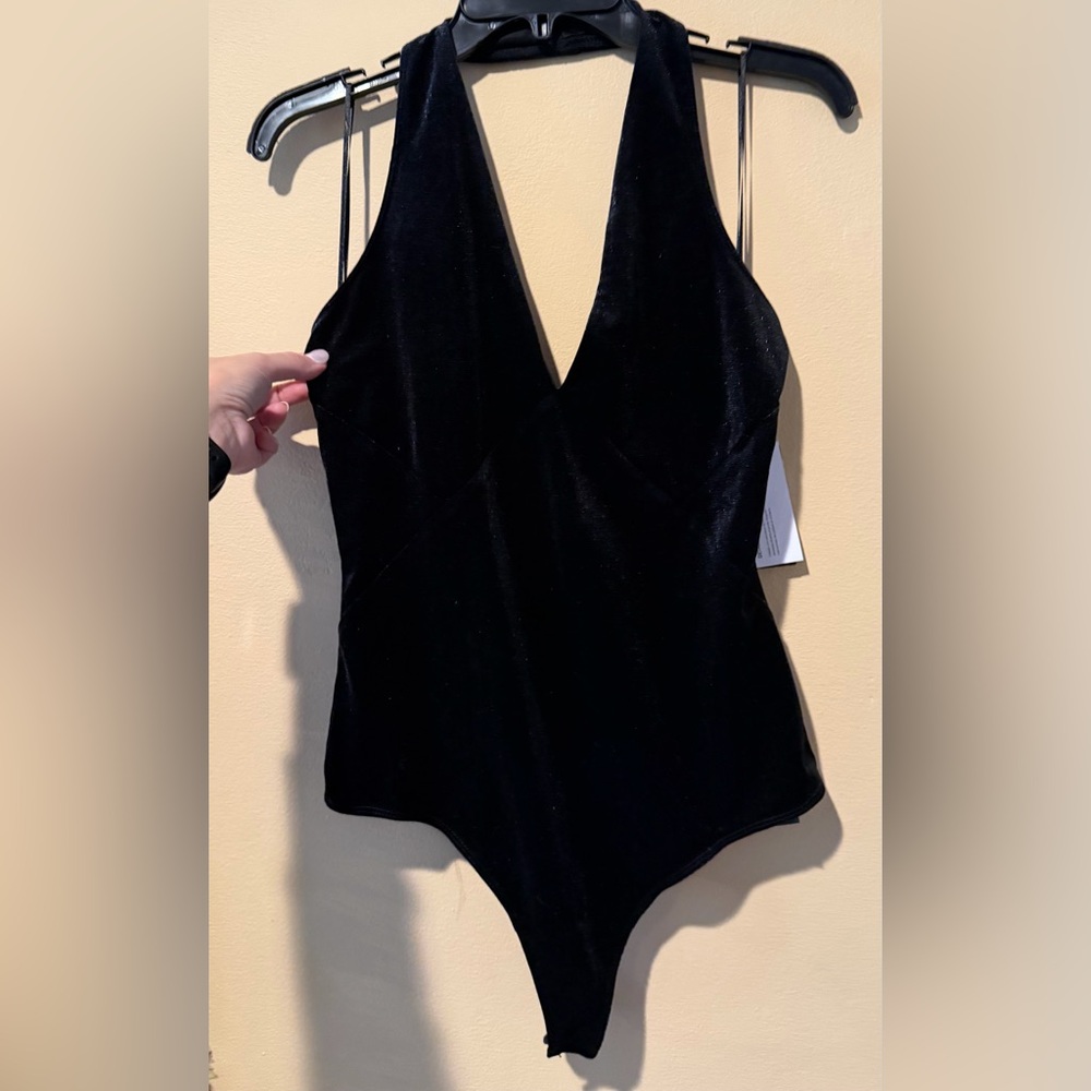Guess Elegant Black V-Neck Camisole